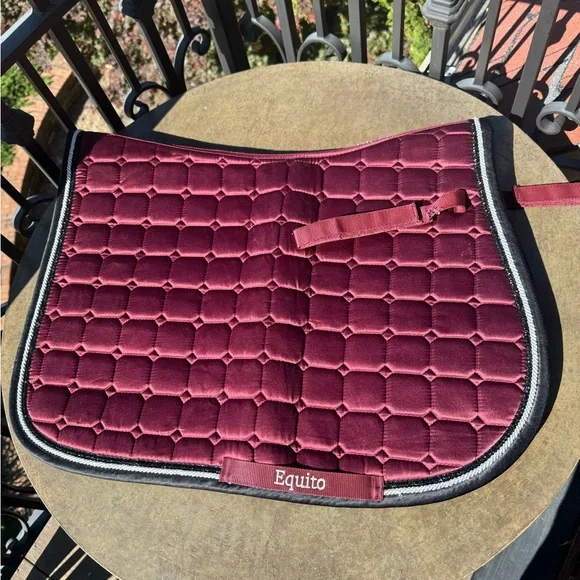 Equito Black Cherry Horse Sized AP Jump Saddle Pad - Picture 7 of 8